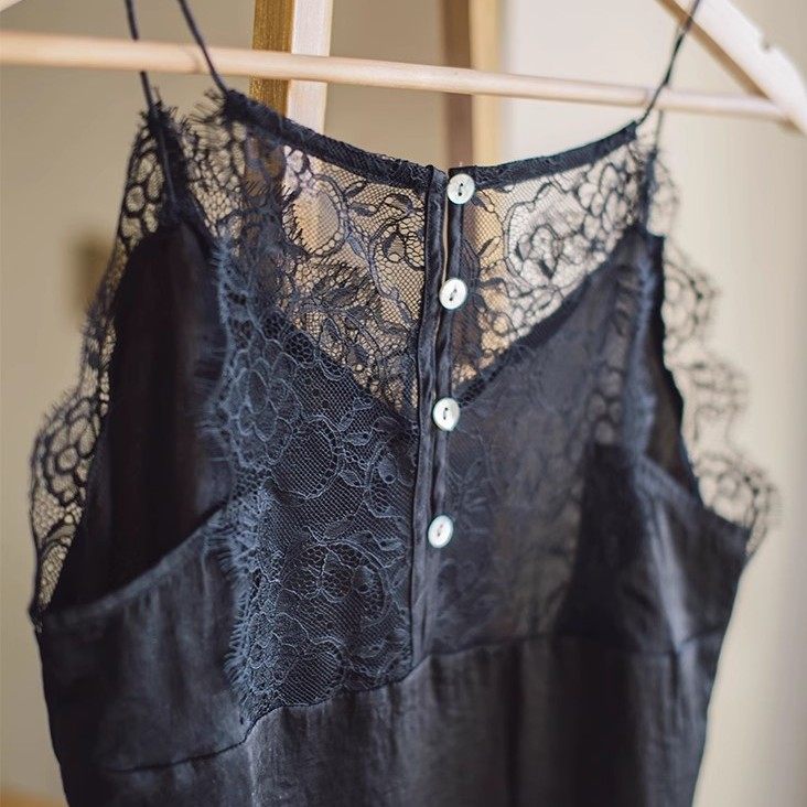 清仓！法式气质高级时尚美背蕾丝V领吊带背心女外穿内搭打底小衫,女装/女士精品,背心吊带,淘宝优惠券,粉丝福利购,淘宝优惠卷
