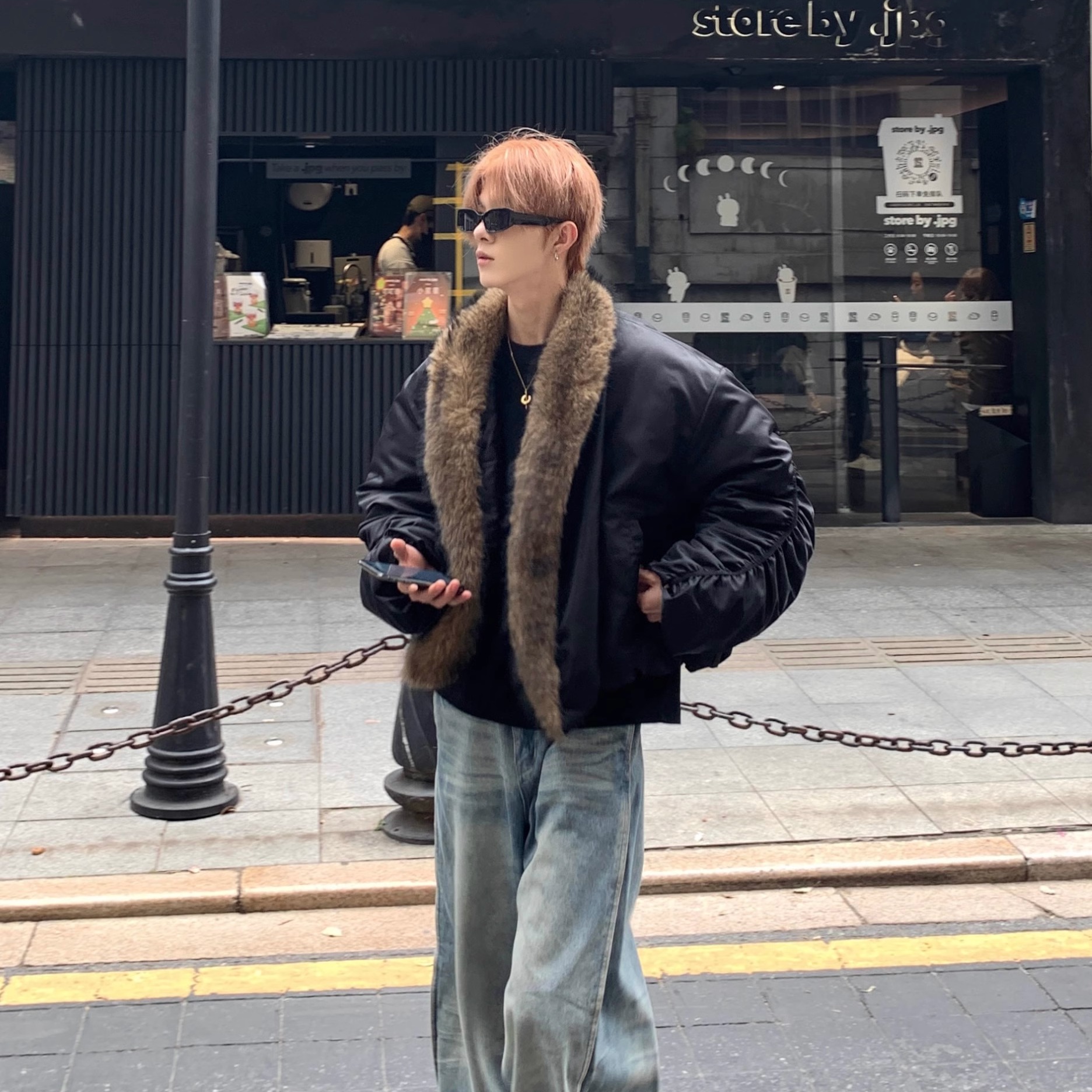 加厚冬季座山雕大毛领棉服外套男