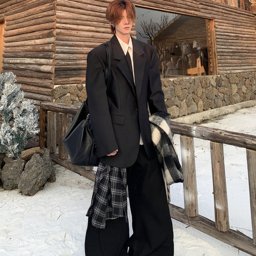垫肩西装外套立体廓形宽松西服