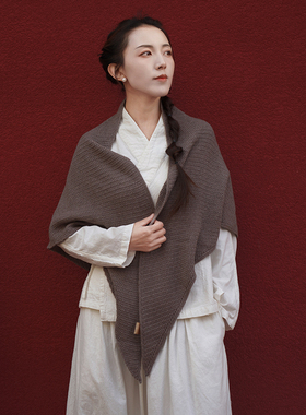 【照本堂】2025春季新款女装国风新中式三角休闲百搭披肩w510011