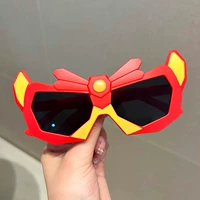 Красный трансформер, Кинг-Конг