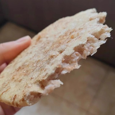 云南丽江香格里拉粗粮燕麦饵块