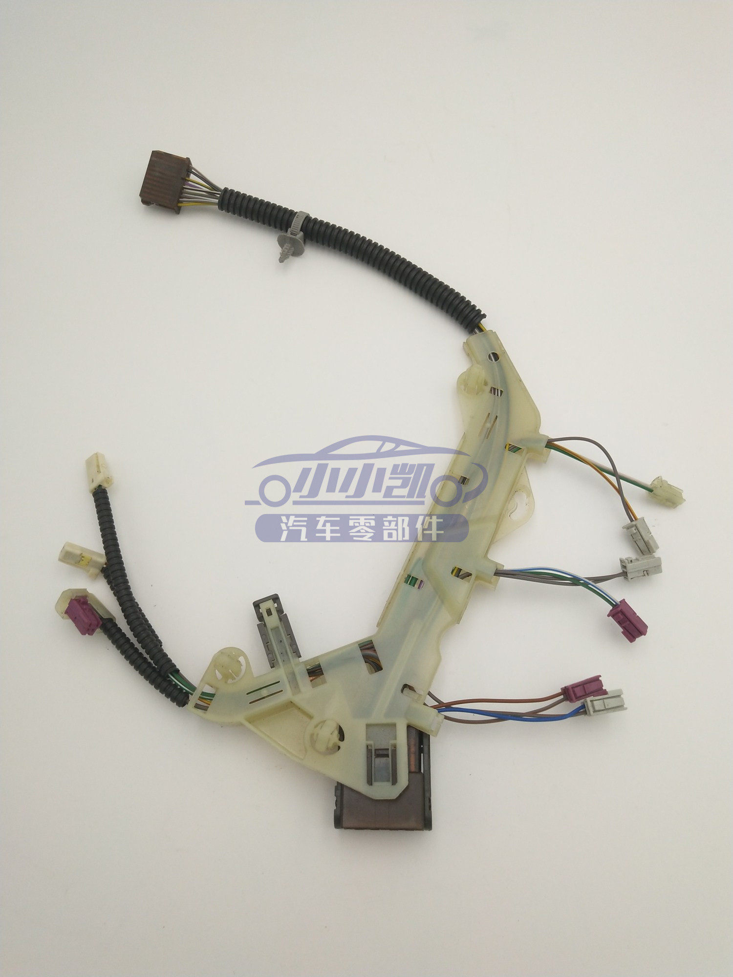 适配凯迪拉克CT4 CT6 ATSL8八速变速箱油温传感器 波箱油温传感器