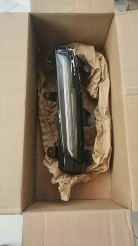 适用凯迪拉克凯雷德ESCALADE21-24款前雾灯总成前杠灯日行灯总成