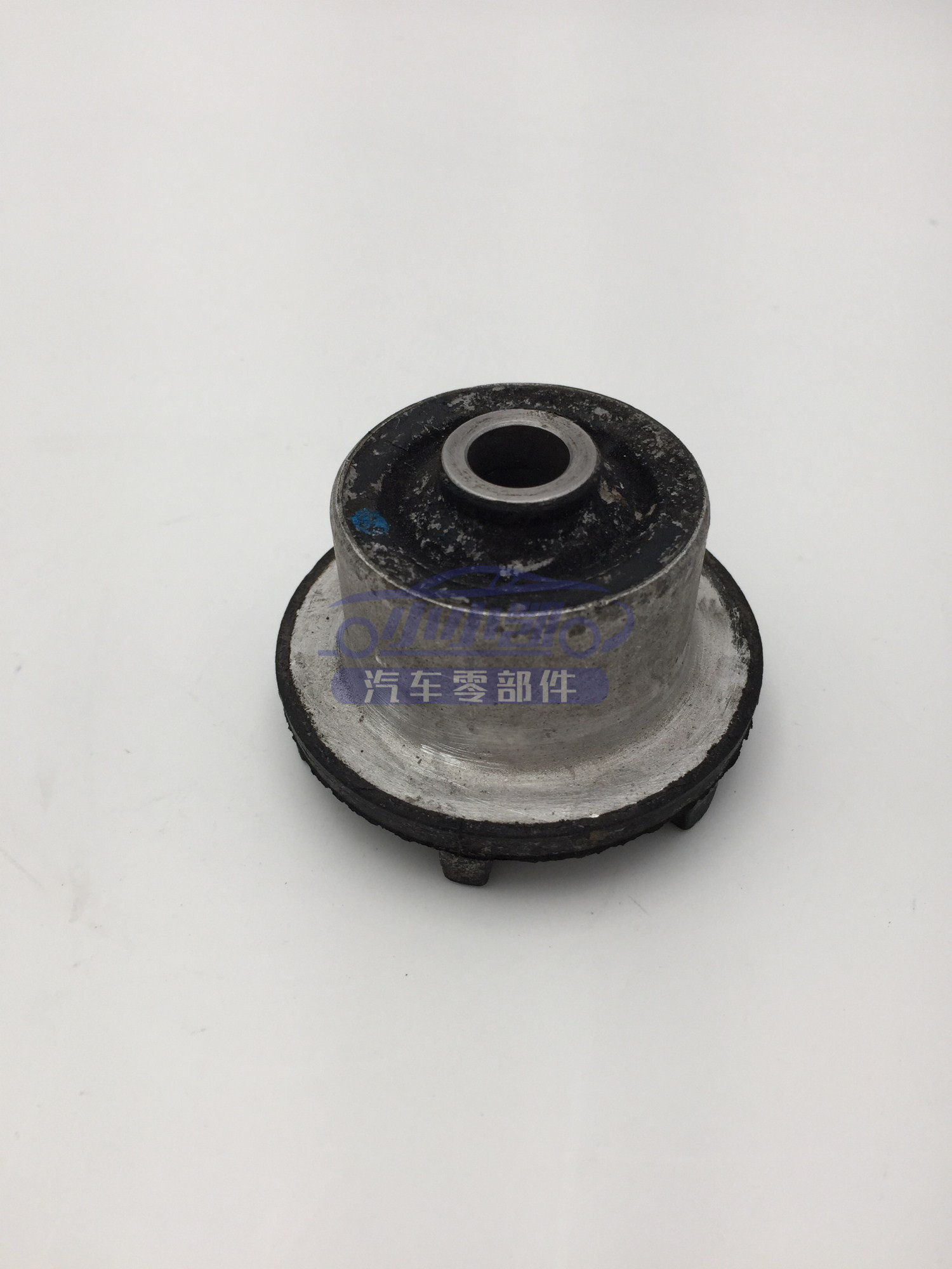 适用凯迪拉克赛威sls前减震压力轴承 前减顶胶压力轴承