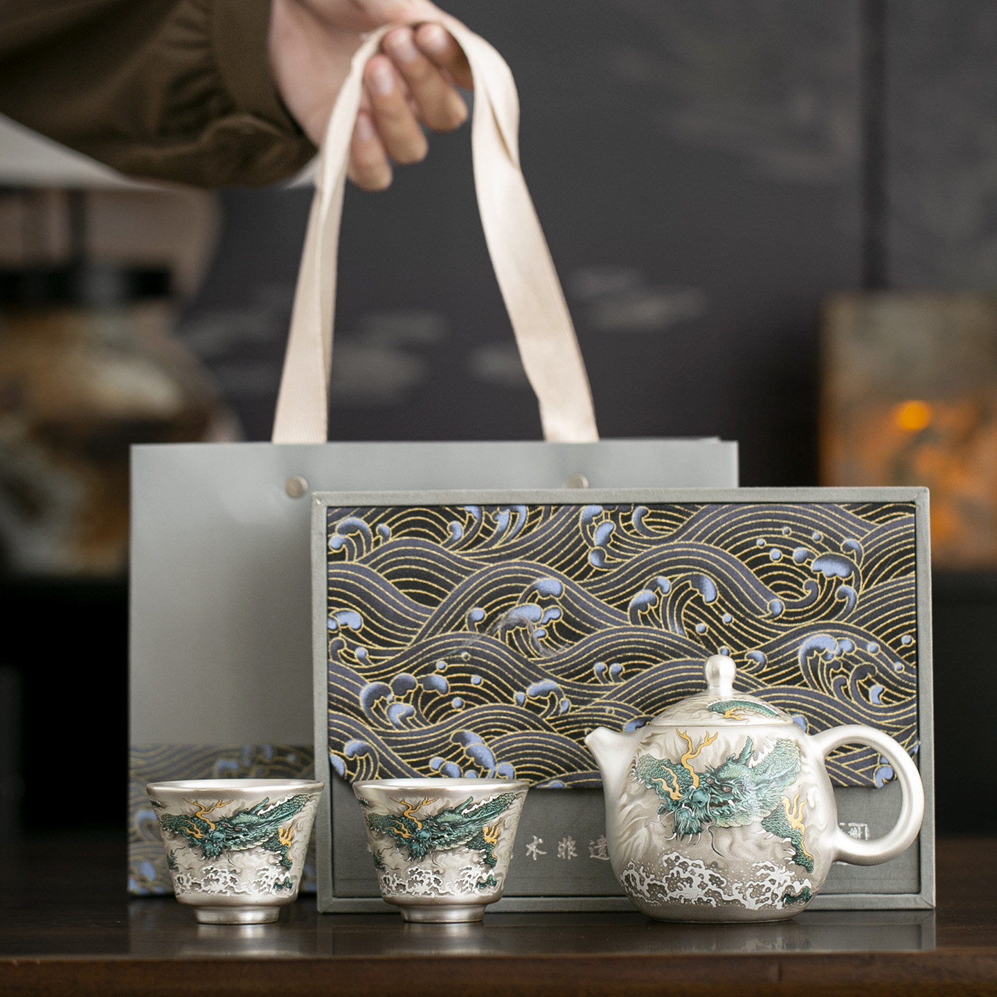 鎏银青龙出海一壶两杯茶具套组家用高档陶瓷功夫茶具轻奢礼盒装