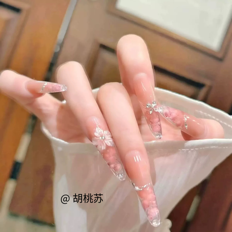 粉粉桃花钻饰穿戴甲 长尖款冰透裸粉渐变美甲贴片 显白温柔可拆卸