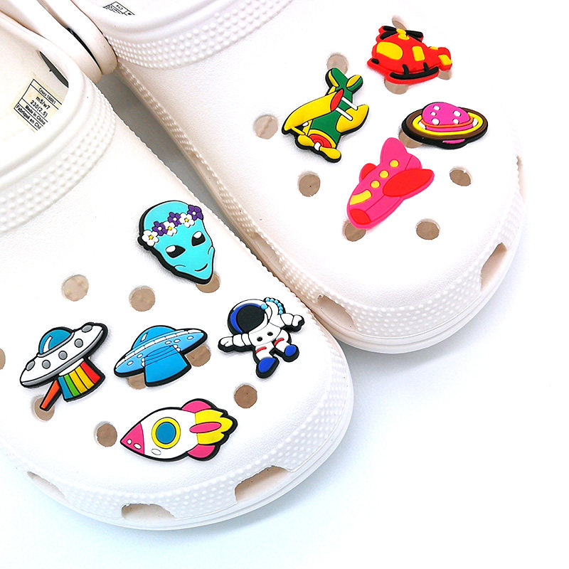 洞洞鞋花可爱卡通鞋扣 休闲鞋可拆卸鞋上装饰品 日系动漫卡扣鞋扣,服饰配件/皮带/帽子/围巾,鞋扣,淘宝优惠券,粉丝福利购,淘宝优惠卷