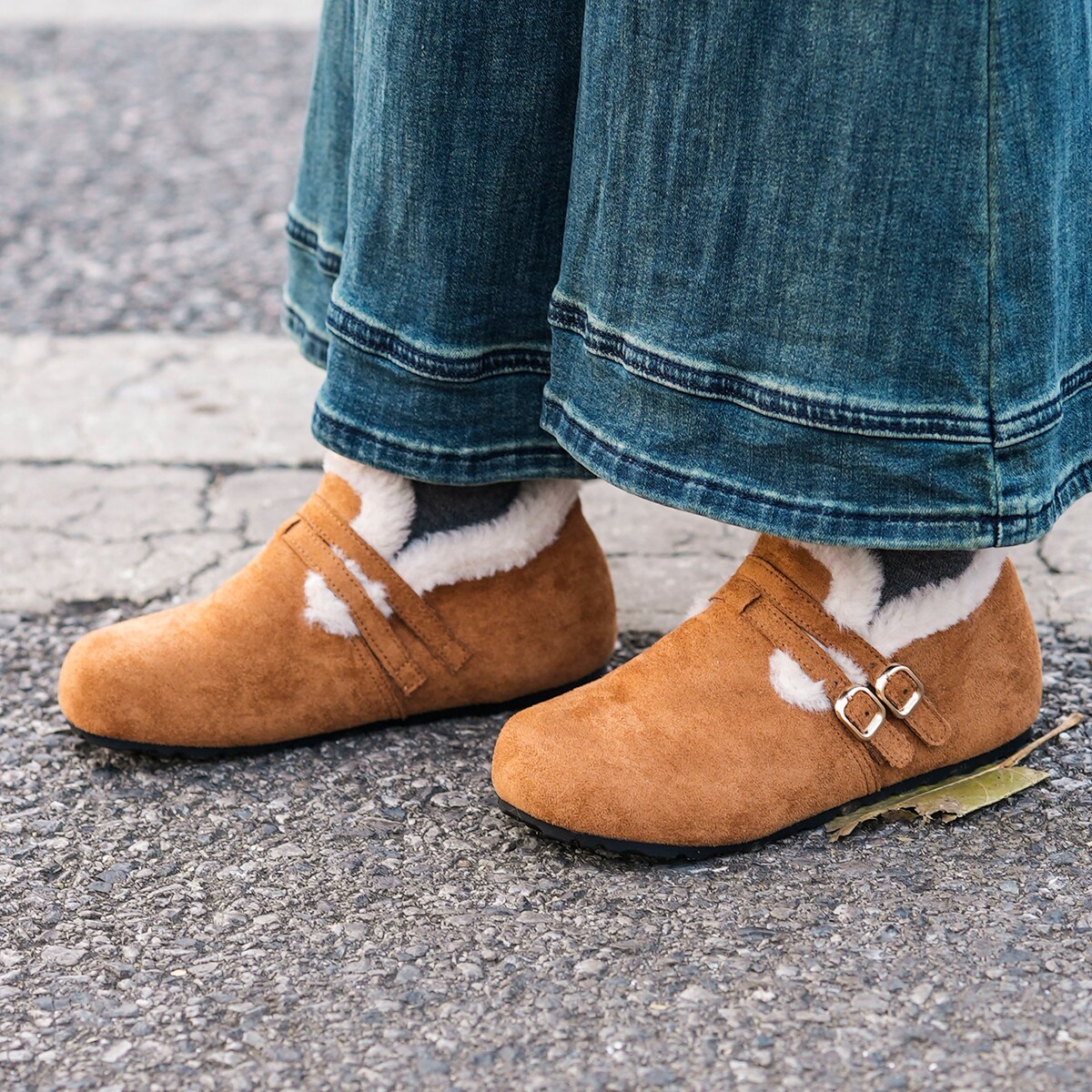 妹子苾入！软fufu的复古反绒勃肯鞋女2025冬季搭扣加绒乐福毛毛鞋