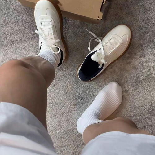 老钱风！鞋圈大热！男女都有！减震回弹果冻底！板鞋德训鞋休闲鞋