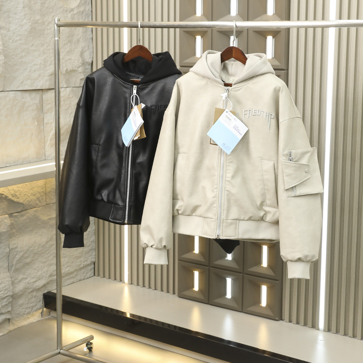 柜1299！轻奢皮羽绒！90鸭绒填充！冬季男士高端机车风连帽羽绒服,男装,羽绒服,淘宝优惠券,粉丝福利购,淘宝优惠卷