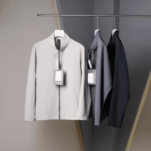 线下899 轻薄透气 3D立剪 男户外休闲立领夹克外套 冷感防晒