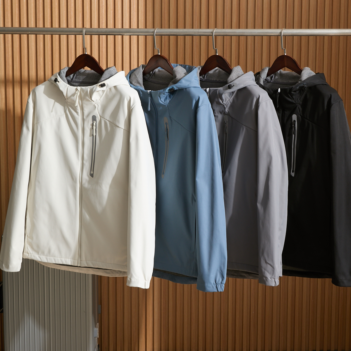 城市机能系列！防风防泼水！复合暖绒！男士户外连帽软壳衣冲锋衣