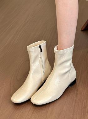 羊皮版~白色圆头粗跟短靴女秋冬侧拉链弹力瘦瘦靴气质低跟马丁靴