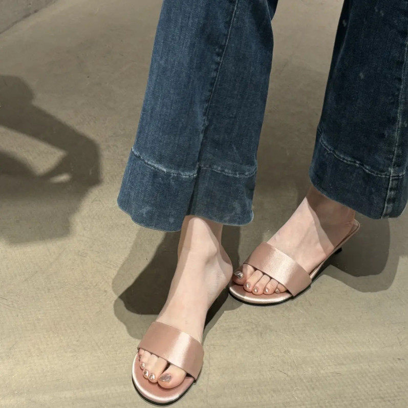 羊皮版！香槟色高级感真皮绸缎低跟拖鞋女小猫跟圆头气质凉鞋拖,女鞋,一字拖,淘宝优惠券,粉丝福利购,淘宝优惠卷