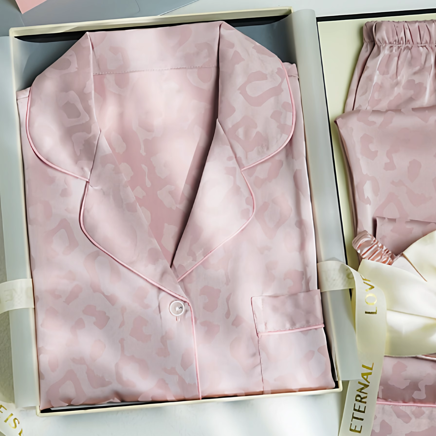 情侣高级感真丝睡衣女秋冬款豹纹丝绸家居服男款长袖两件套可外穿