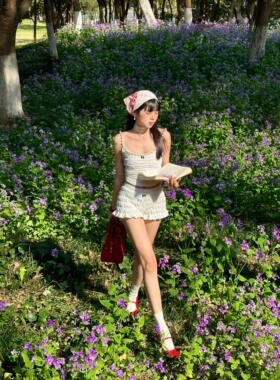 白色高腰蝴蝶结泡泡短裤女2026夏季新款松紧休闲显瘦阔腿花苞裤