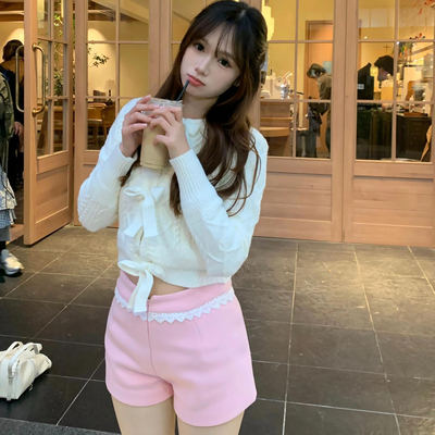 粉色高腰显瘦凸显身材毛呢短裤女