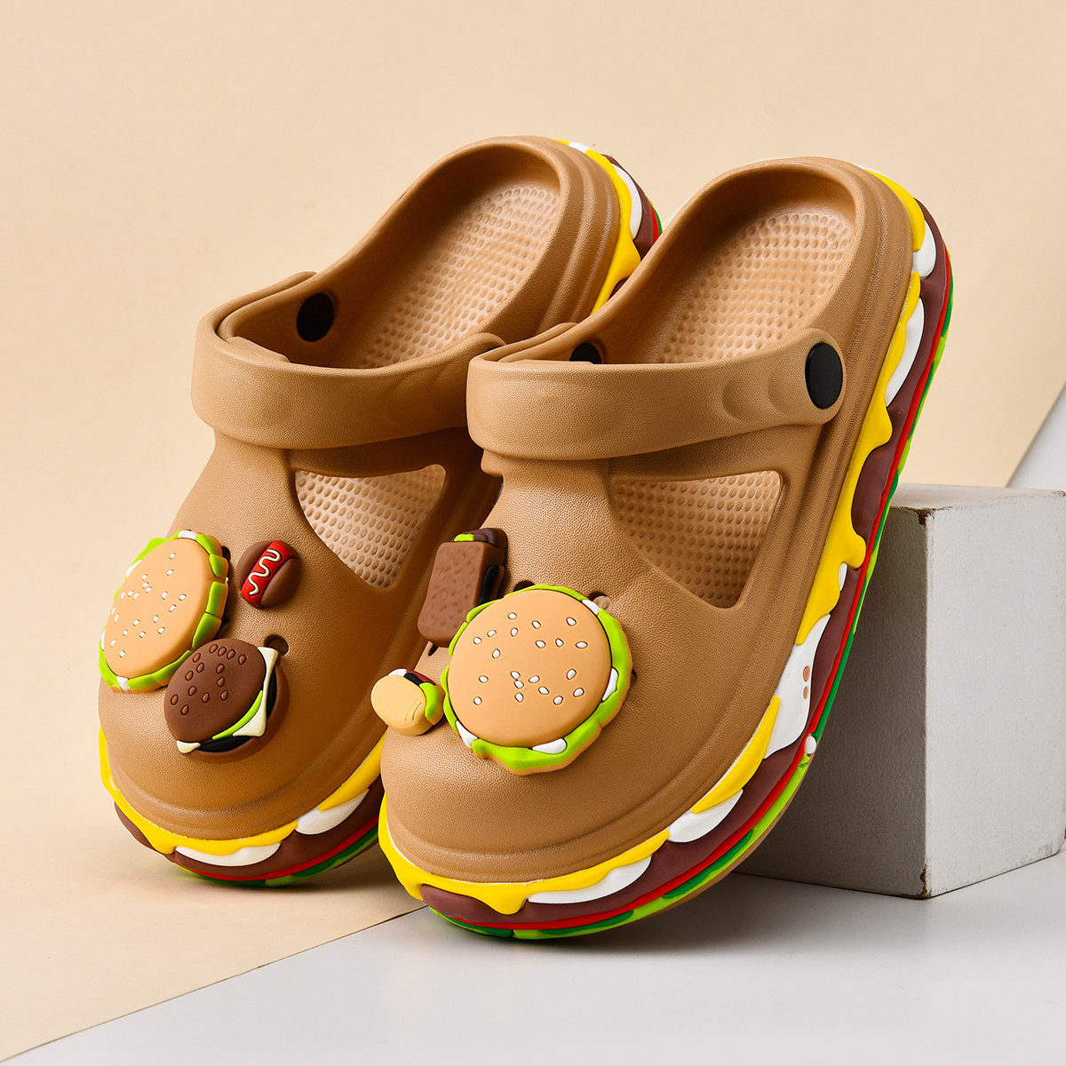 汉堡洞洞鞋2026瀑布芝士堡洞洞鞋儿童凉拖鞋新款卡通防滑软底小孩