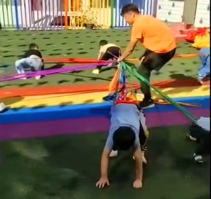 儿童多彩十向绳拔河绳户外游戏