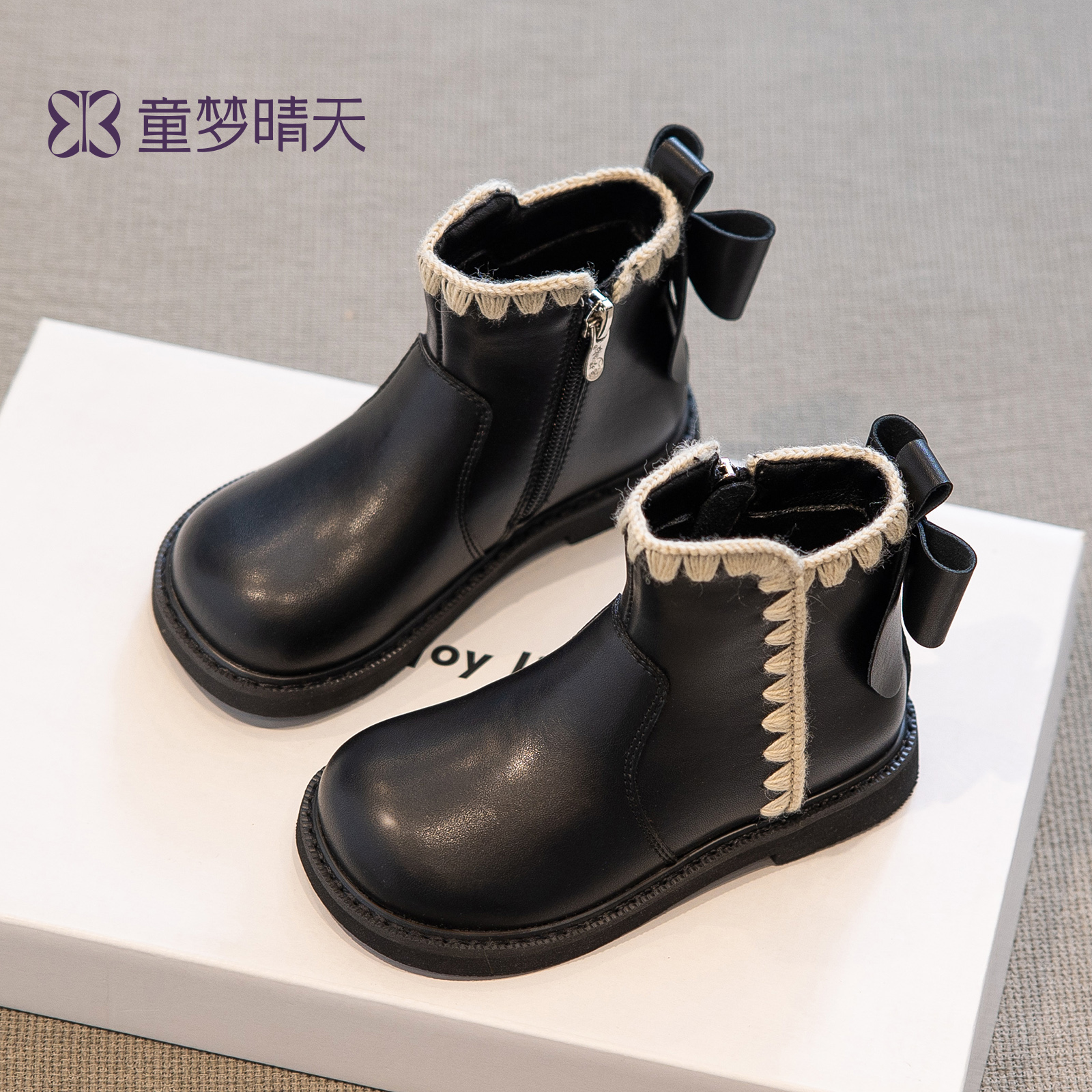 女童靴子2025新款秋季儿童鞋子女宝公主短靴小皮鞋冬季加绒马丁靴