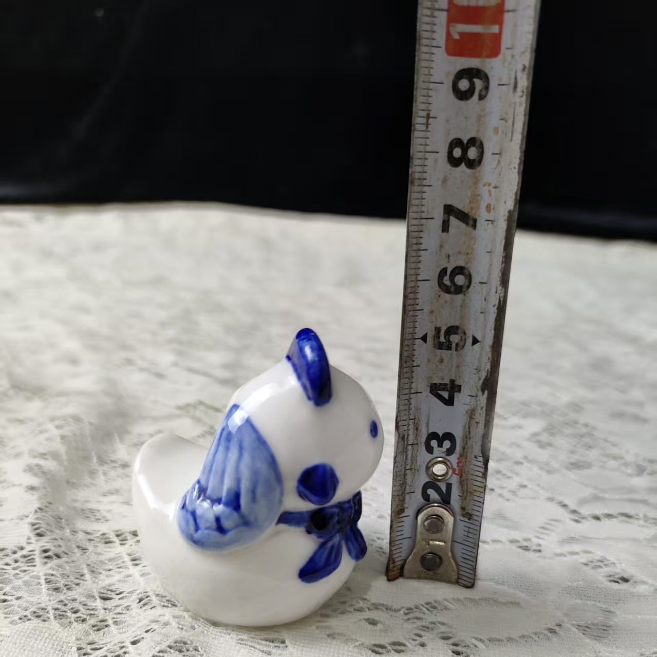 老瓷青花小鸡摆件