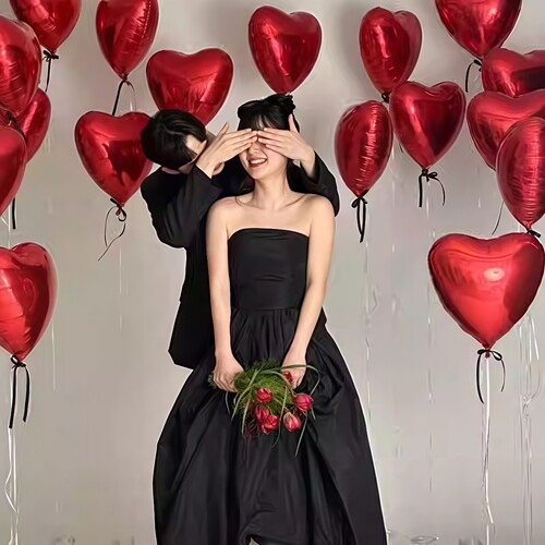 大红色心形气球氦气飘空爱心求婚