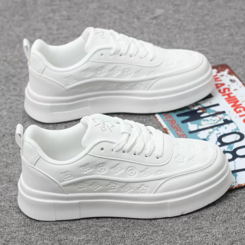 白色男鞋2026春季新款潮流印花休闲运动小白鞋子学生百搭增高板鞋