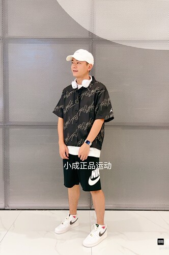 Nike Jordan男子春夏满印Logo梭织翻领衬衫短袖T恤FB7323-010-133