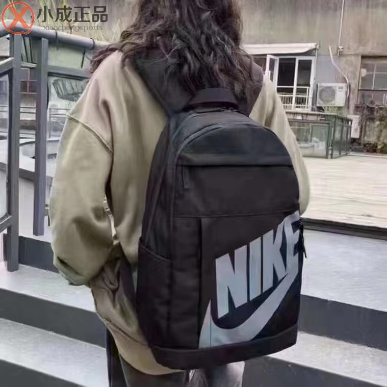 耐克中国旅行书包男女防水双肩包