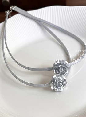 银色玫瑰花朵皮革双层项链小众冷淡风choker甜酷辣妹锁骨链颈链女