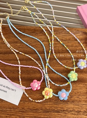多巴胺穿搭新款可爱亚克力撞色花朵彩色串珠项链清新时尚锁骨链女