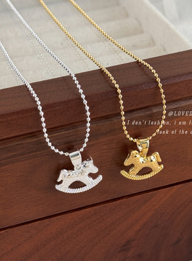 碎冰冰木马吊坠项链时尚气质