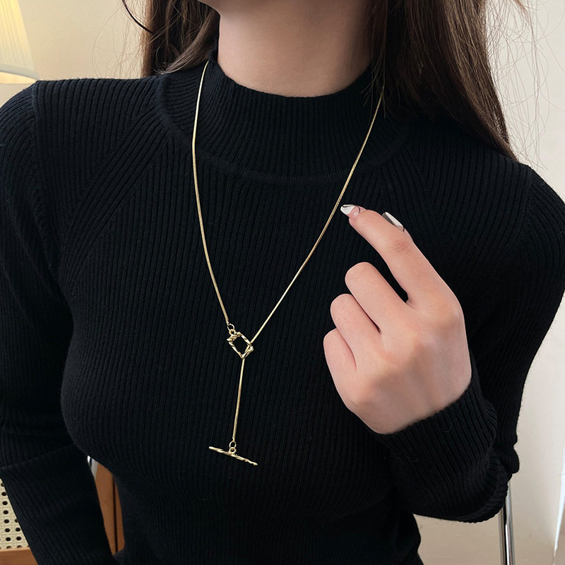 简约不规则OT扣长款毛衣链女2026新款简约冷淡风锁骨链秋冬配饰