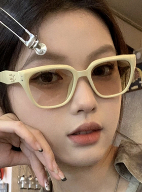 方形墨镜米钉防紫外线复古女