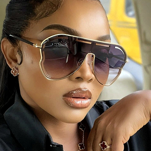 Large frame sunglasses 连体太阳镜y2k辣妹墨镜欧美大框太阳眼镜