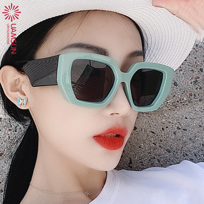 宽腿太阳镜大框防蓝光时尚女方形