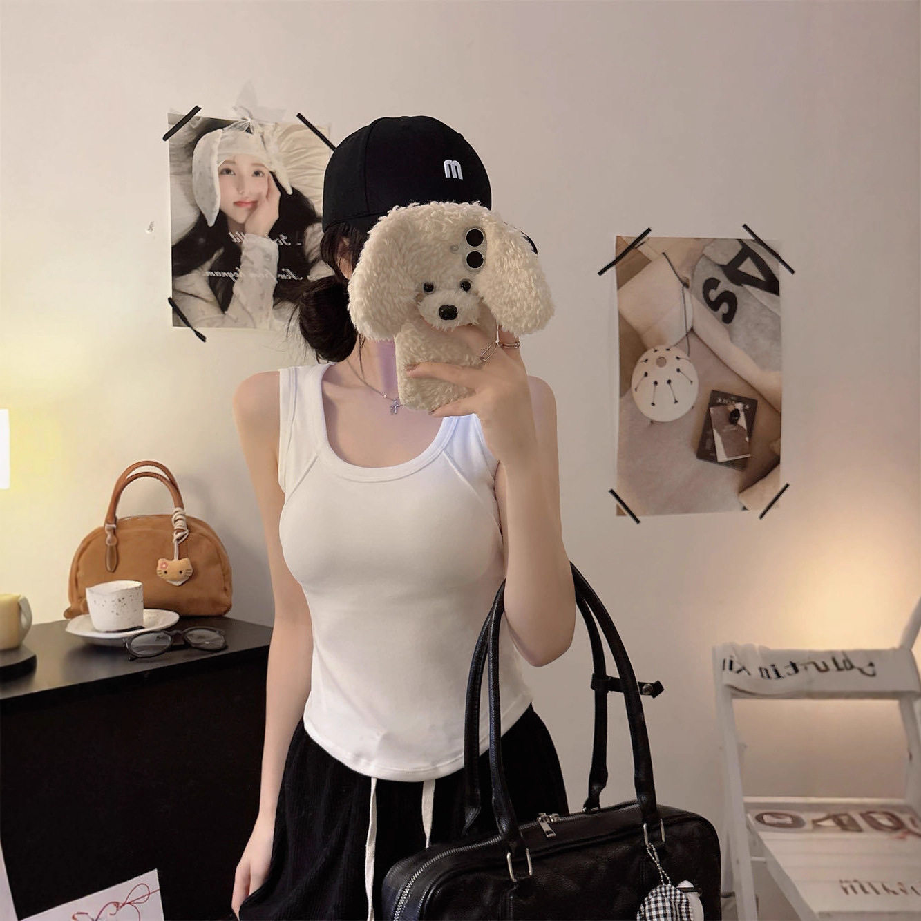 秋冬新款加厚磨毛刺绣下摆圆弧设计自带胸垫保暖内搭无袖背心女,女士内衣/男士内衣/家居服,保暖背心,淘宝优惠券,粉丝福利购,淘宝优惠卷