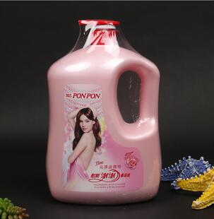台湾进口澎澎沐浴露1850g 亮泽滋润型留香沐浴乳耐撕正品