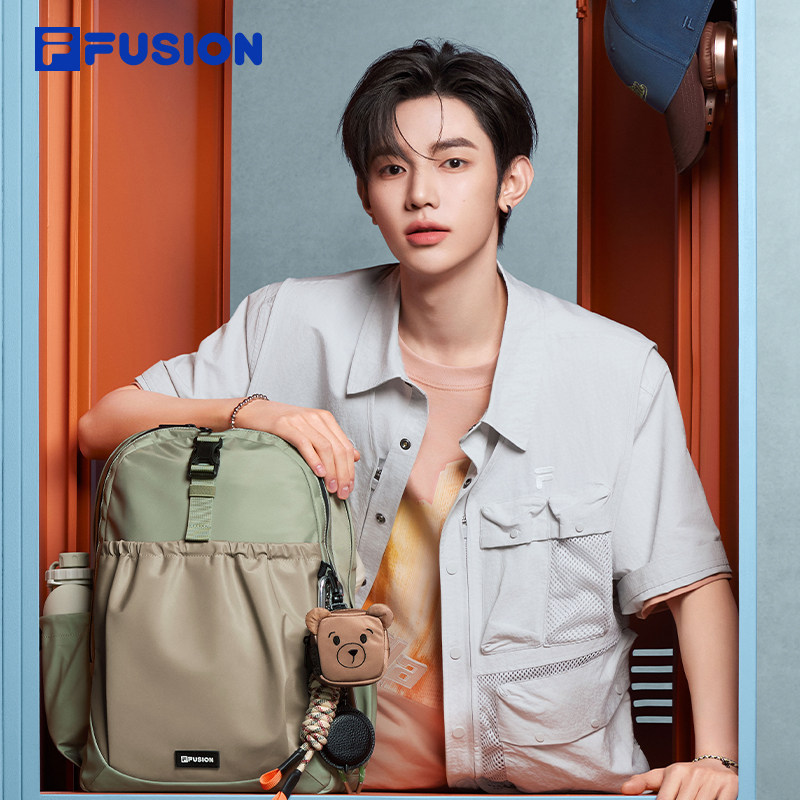 章昊同款FILA FUSION斐乐女包漫游包2025秋季新款双肩