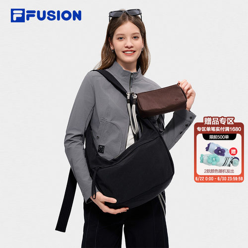 FILAFUSION斐乐中性挎包