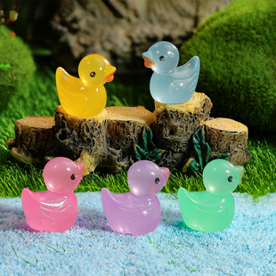 卡通夜光小鸭子桌面装饰品儿童树脂工艺玩具七彩仿真鸭子分享装