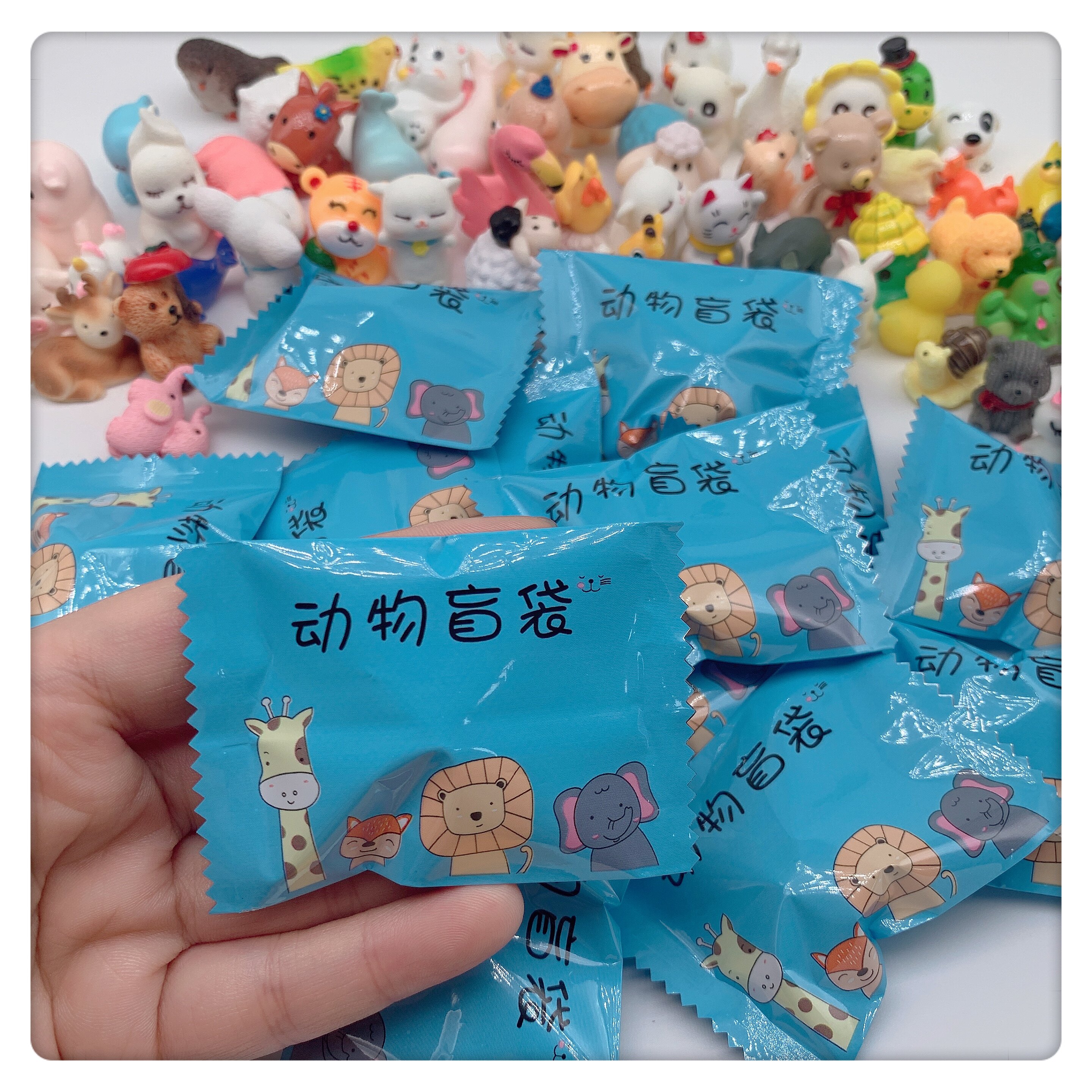 新品小动物盲袋塑料微缩迷你小猫狗大象乌龟兔鱼模型摆件玩具公仔