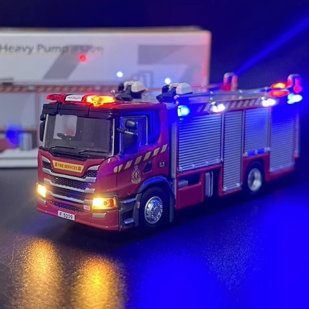 Tiny176消防处泵车改装加灯