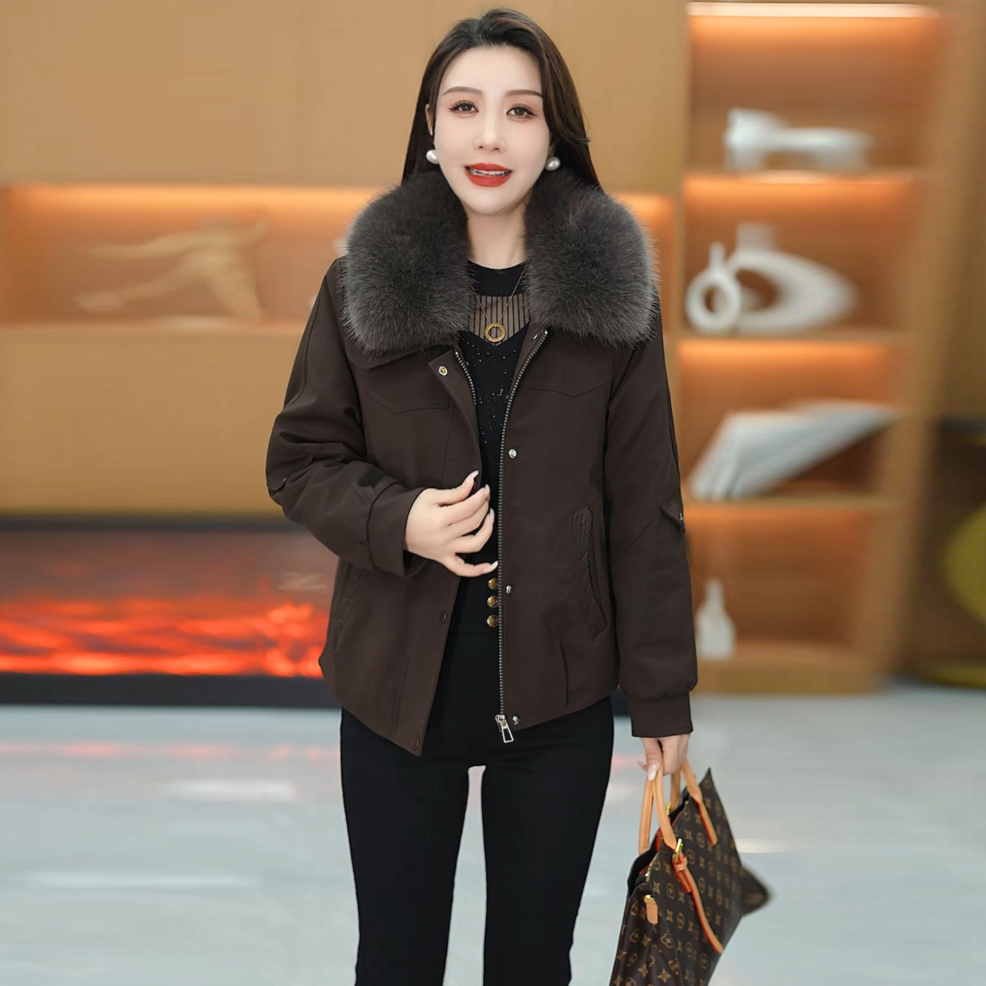 时尚加绒加厚短外套领派克服外套