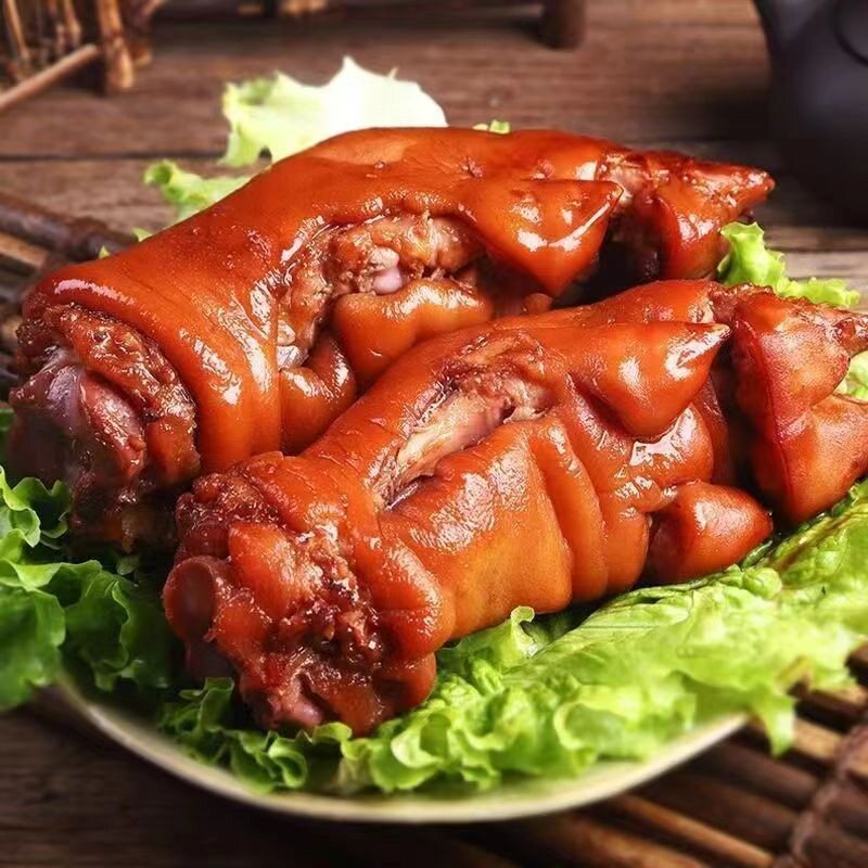 买一送一酱香猪蹄卤味熟食整蹄400克*2袋，赠辣椒油20克和手套