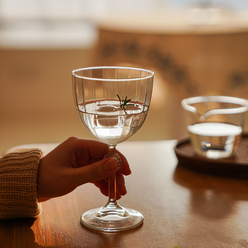 肆月欧式简约宫廷风红酒杯