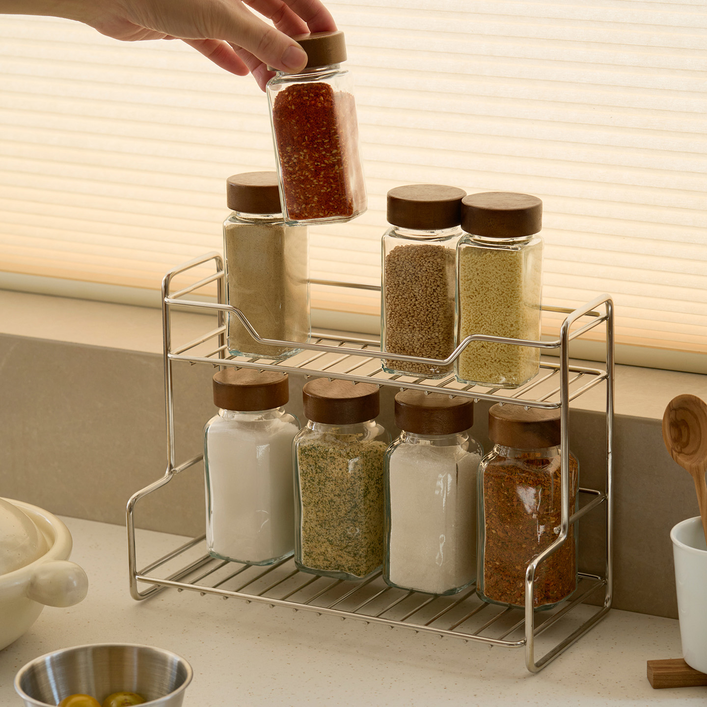 肆月免打孔调料置物架台面不锈钢