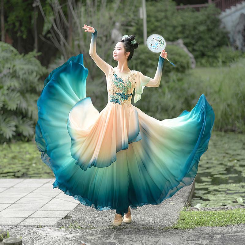工厂价古典舞演出服女款大摆裙杨蕙竹同款民族风舞蹈服绿色大摆剧