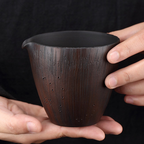 云南建水紫陶公道杯分茶器